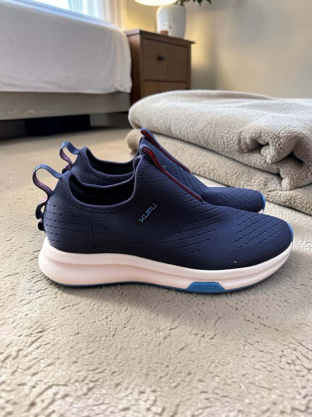 Kuru Atom Slip-On Women's Size 9 Medium Navy/SkyBlue